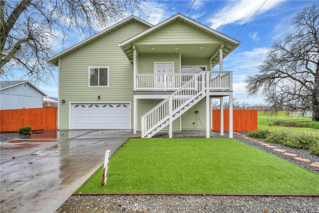 19815 Mountain Meadow South - Photo 1