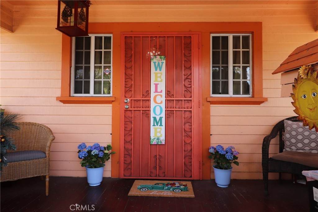 1922 22nd Street - Photo 1