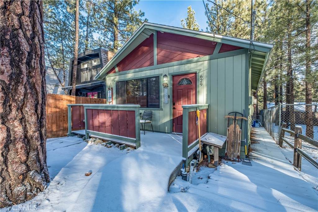 629 Sugarloaf Boulevard - Photo 1