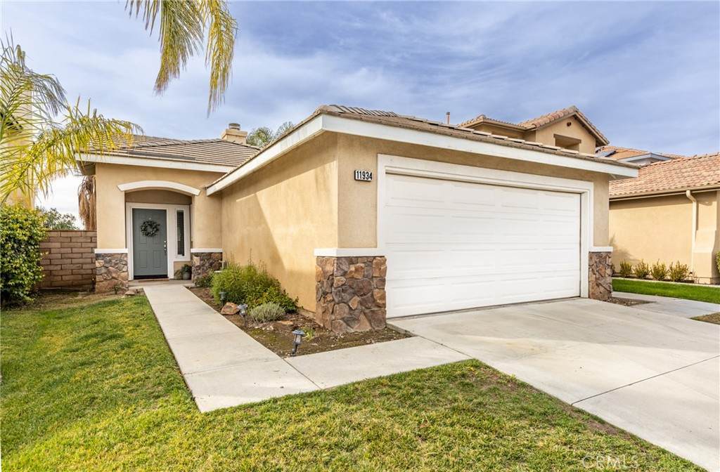 11934 Greenbluff Way - Photo 1