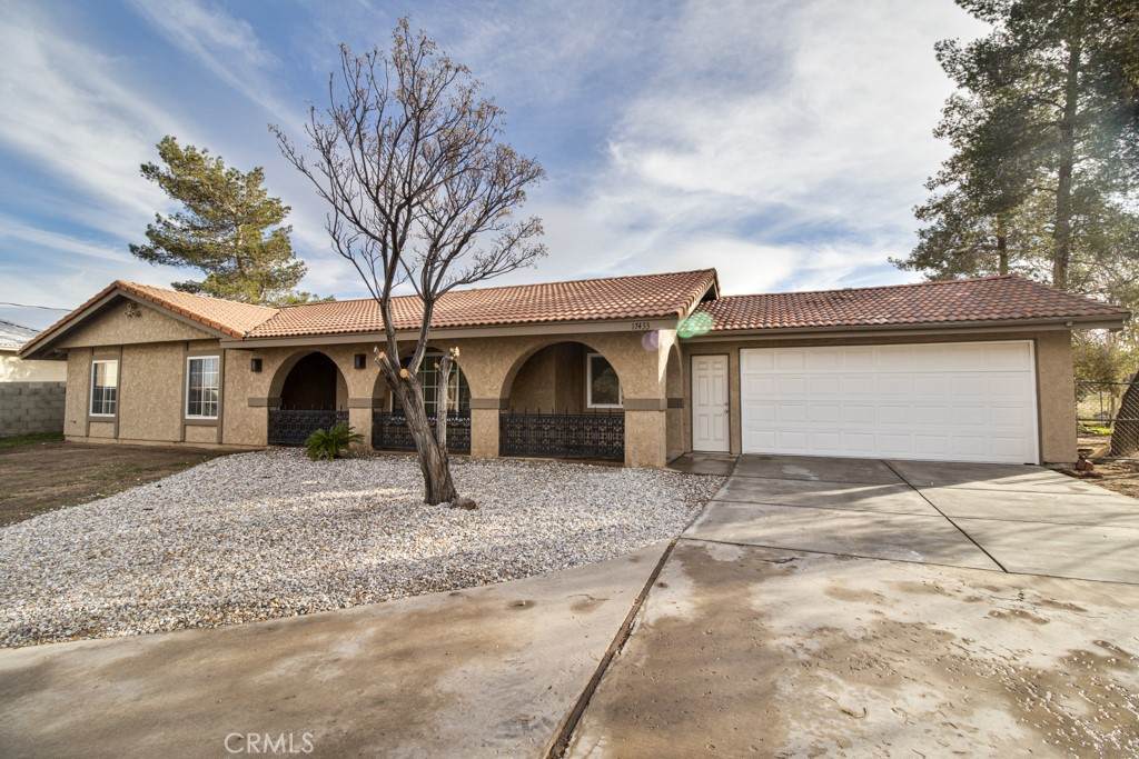 17433 Sultana Street - Photo 1