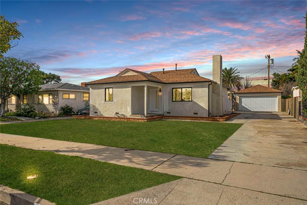 8215 Laurelgrove Avenue - Photo 1