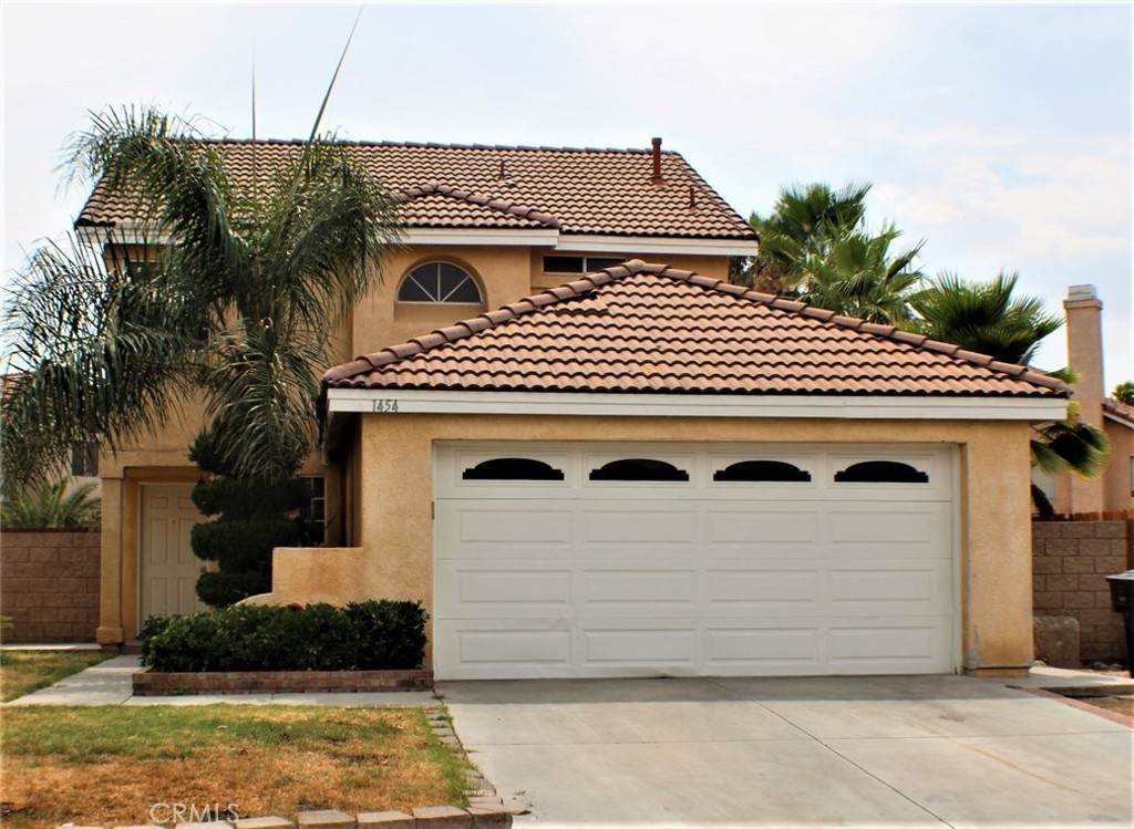 1454 Portrait Road - Photo 1