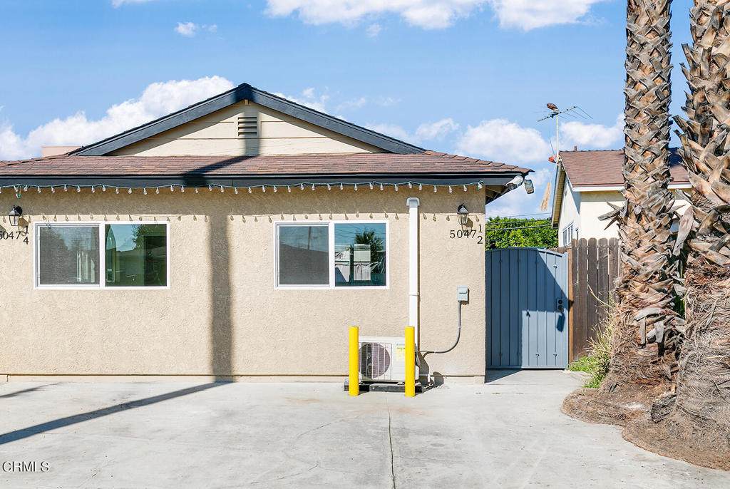 5047 1/4 Kinsella Avenue - Photo 1