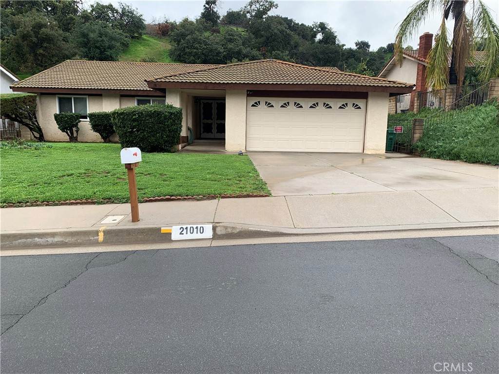 21010 Trigger Lane - Photo 1