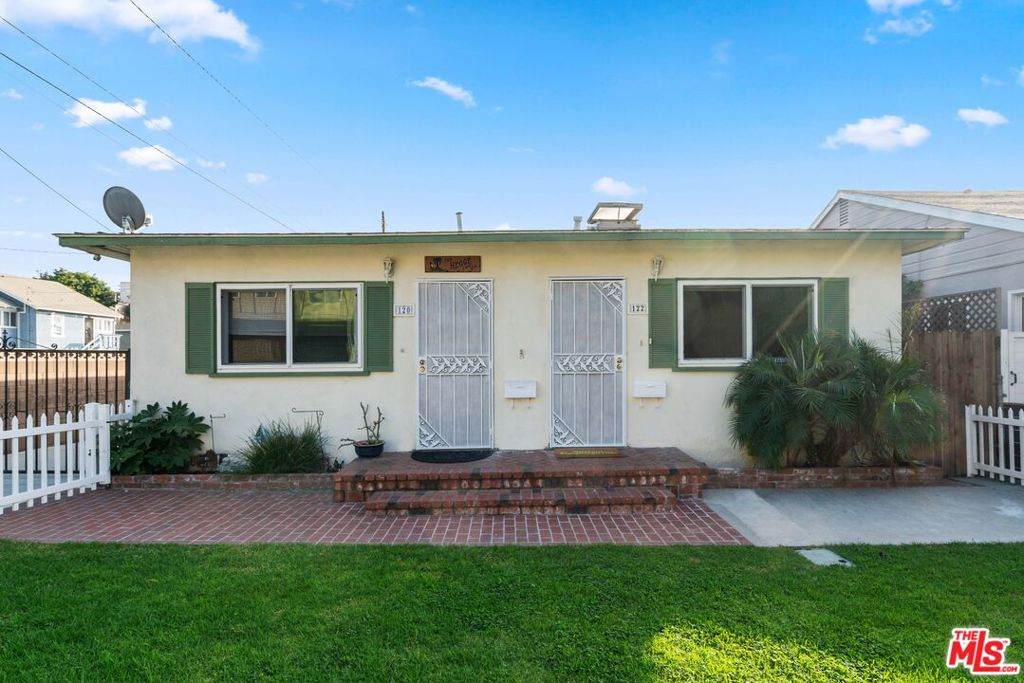 122 Walnut Avenue - Photo 1