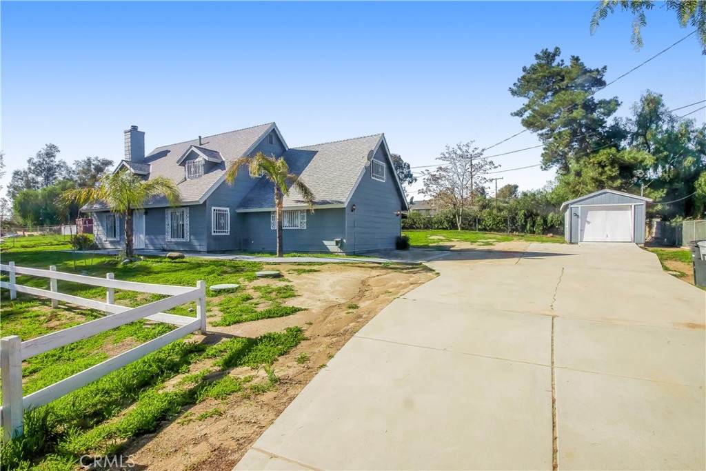 2044 Sunnysands Drive - Photo 1