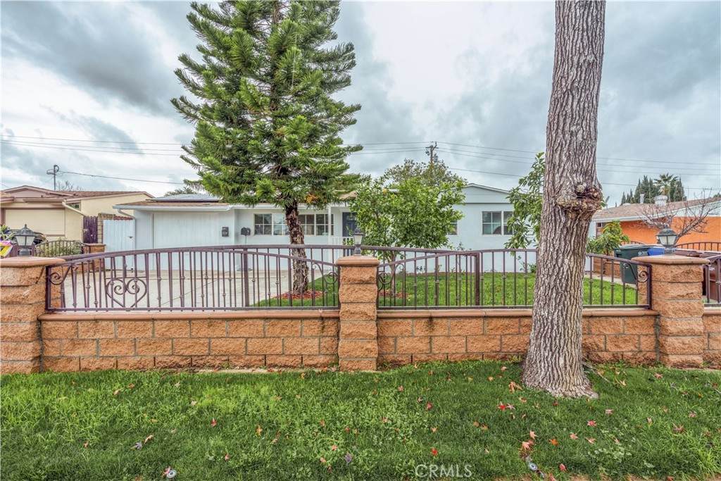 15416 Prichard Street - Photo 1