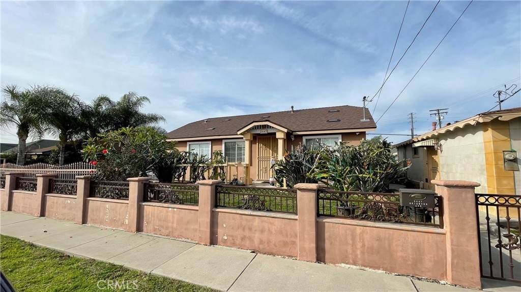 3447 Brighton Avenue - Photo 1