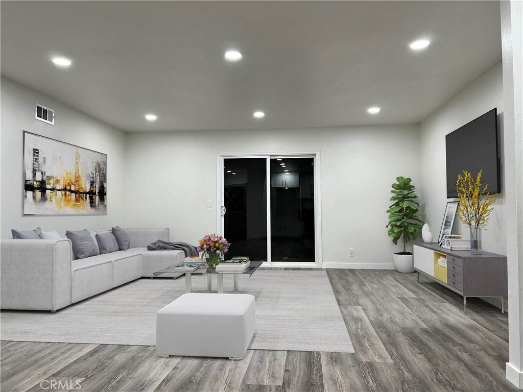8841 Emerald - Photo 1