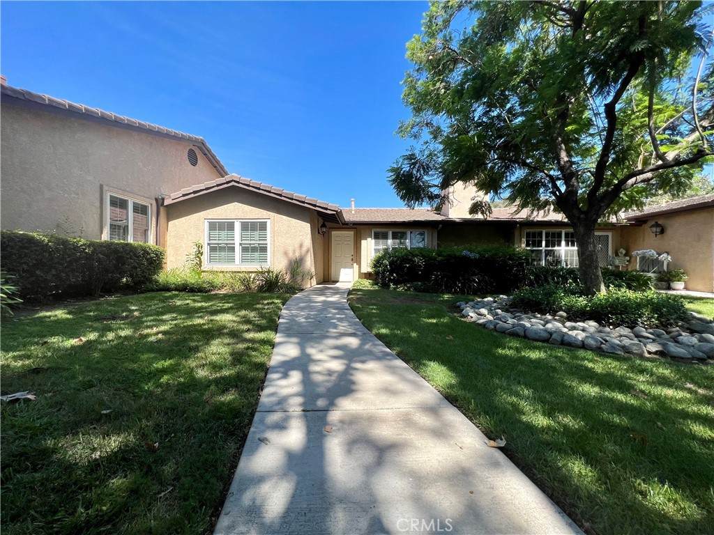 912 Glendora Avenue - Photo 1