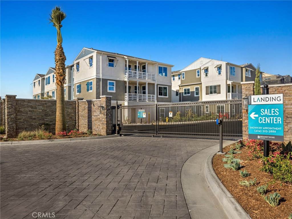 1415 Wingfoot - Photo 1