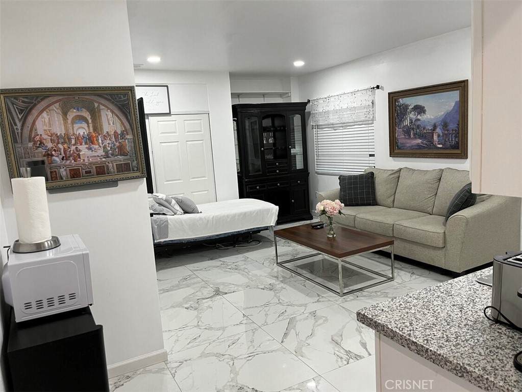 17220 Ballinger - Photo 1