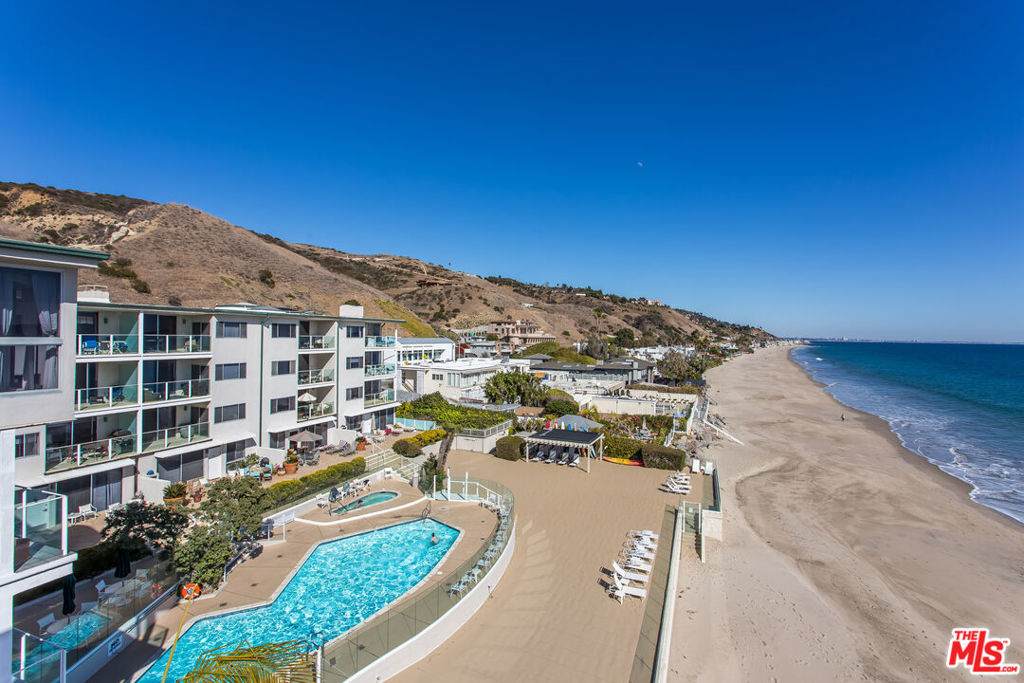 22548 Pacific Coast Hwy - Photo 1