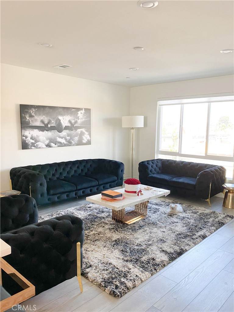 139 Citysquare - Photo 1