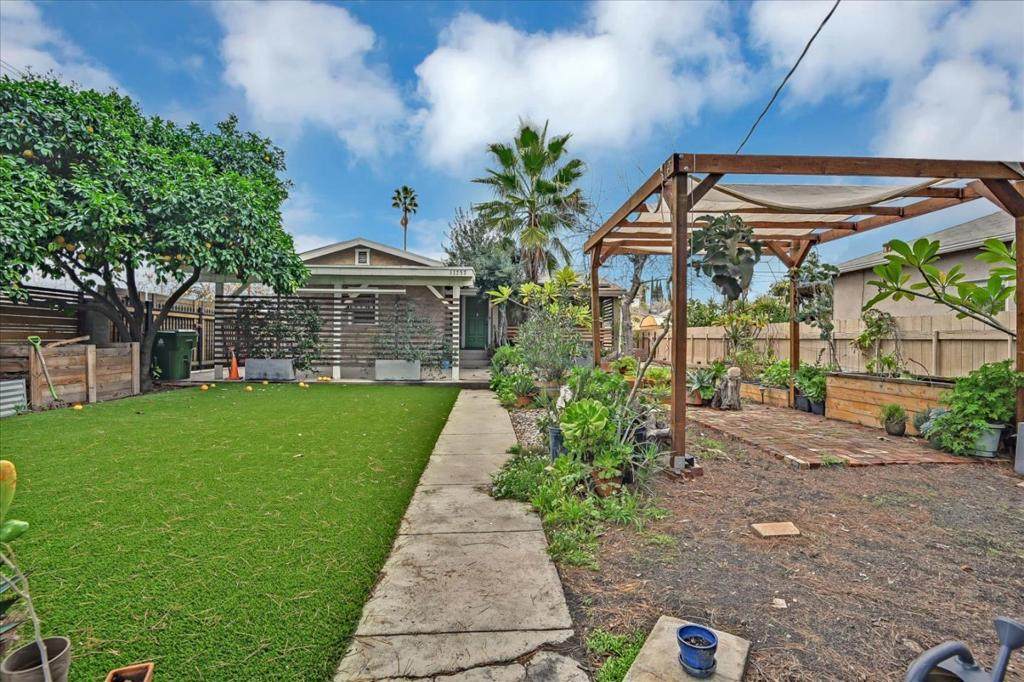 11757 Arminta Street - Photo 1