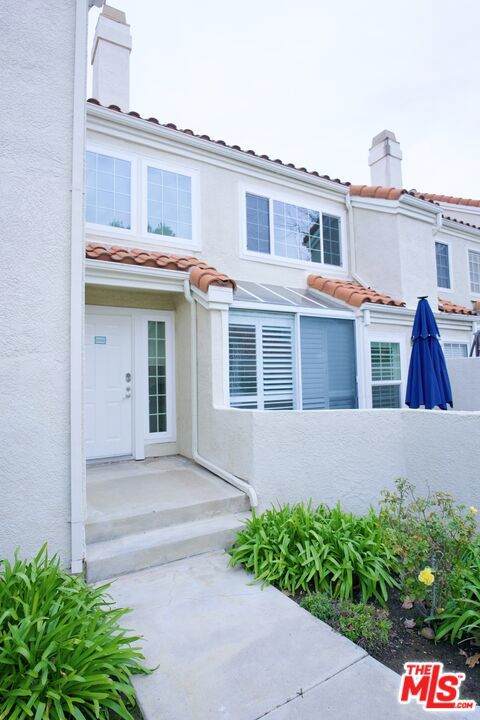 4240 Lost Hills Road - Photo 1