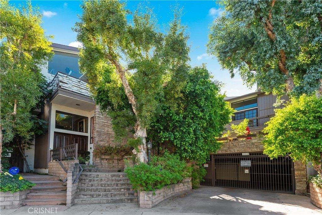 16030 Moorpark Street - Photo 1