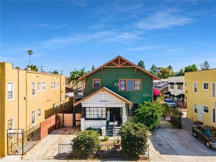1242 7th Street - Photo 1