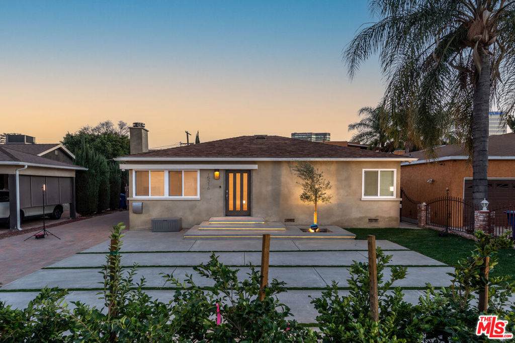 15216 La Maida Street - Photo 1