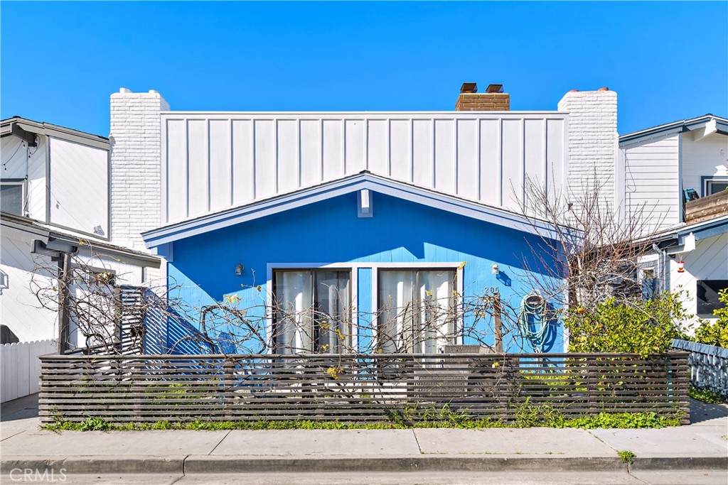 205 Cedar Street - Photo 1