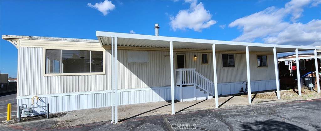 1735 Puente Avenue - Photo 1