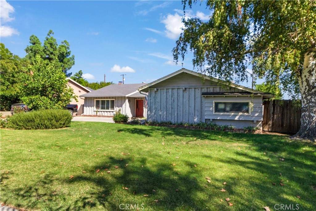 1460 N 2nd Avenue - Photo 1