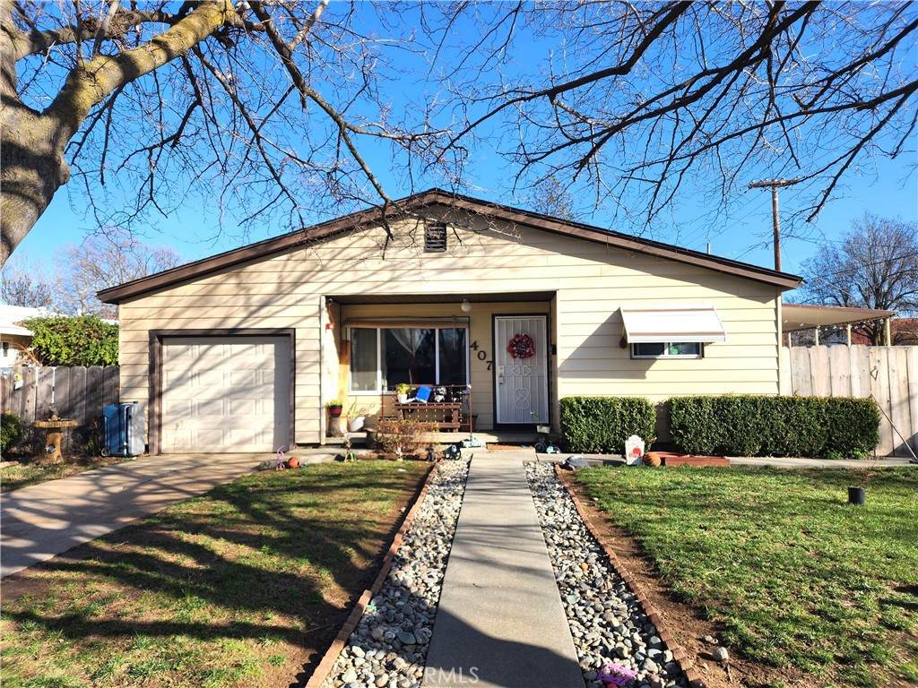 407 6th Street - Photo 1