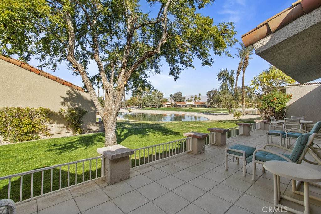 40250 Bay Hill Way - Photo 1