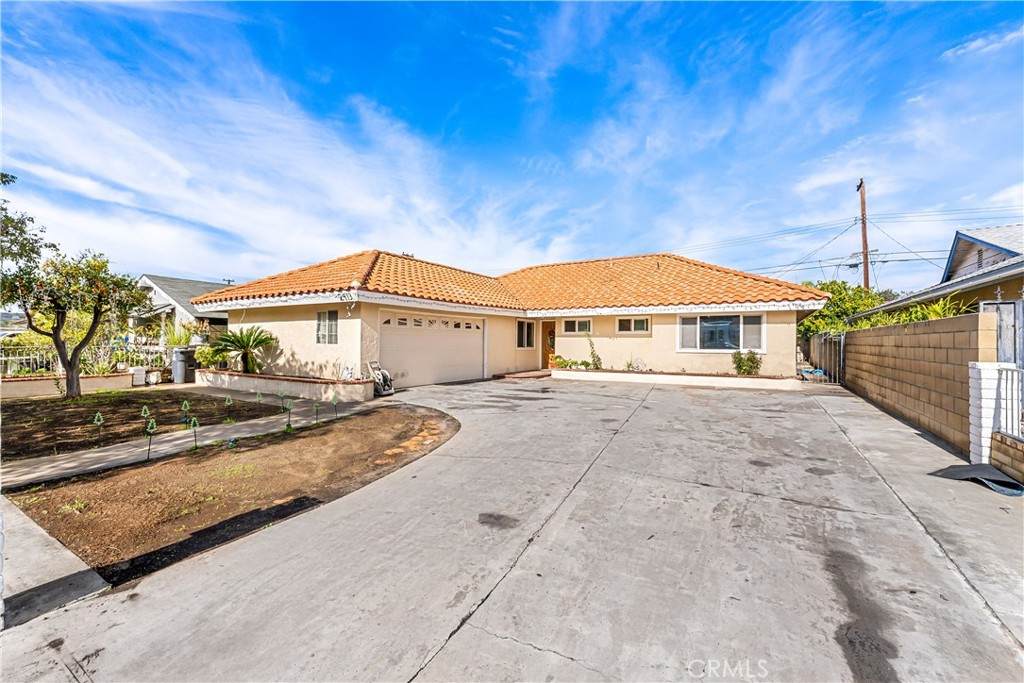 2913 Willits Street - Photo 1