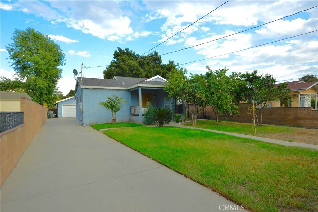 1900 Belmont Avenue - Photo 1