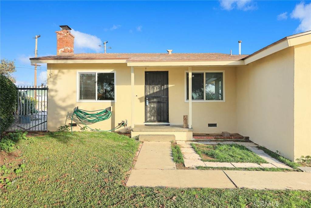 15363 Las Vecinas Drive - Photo 1