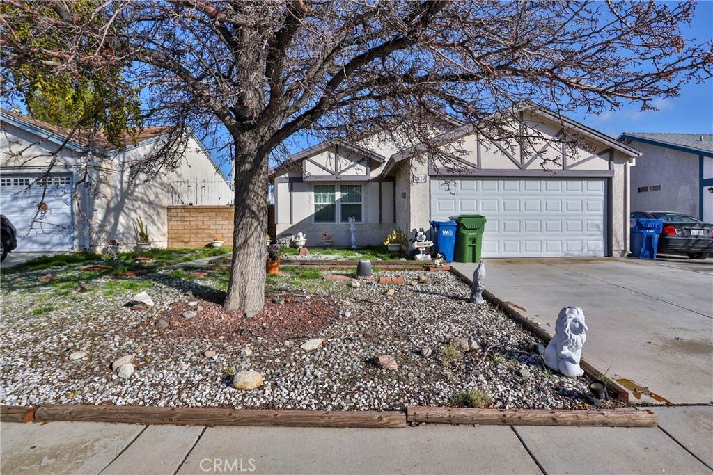 2877 Nandina Drive - Photo 1