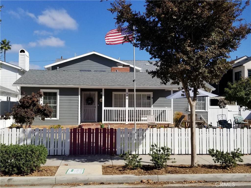 174 Broadway - Photo 1