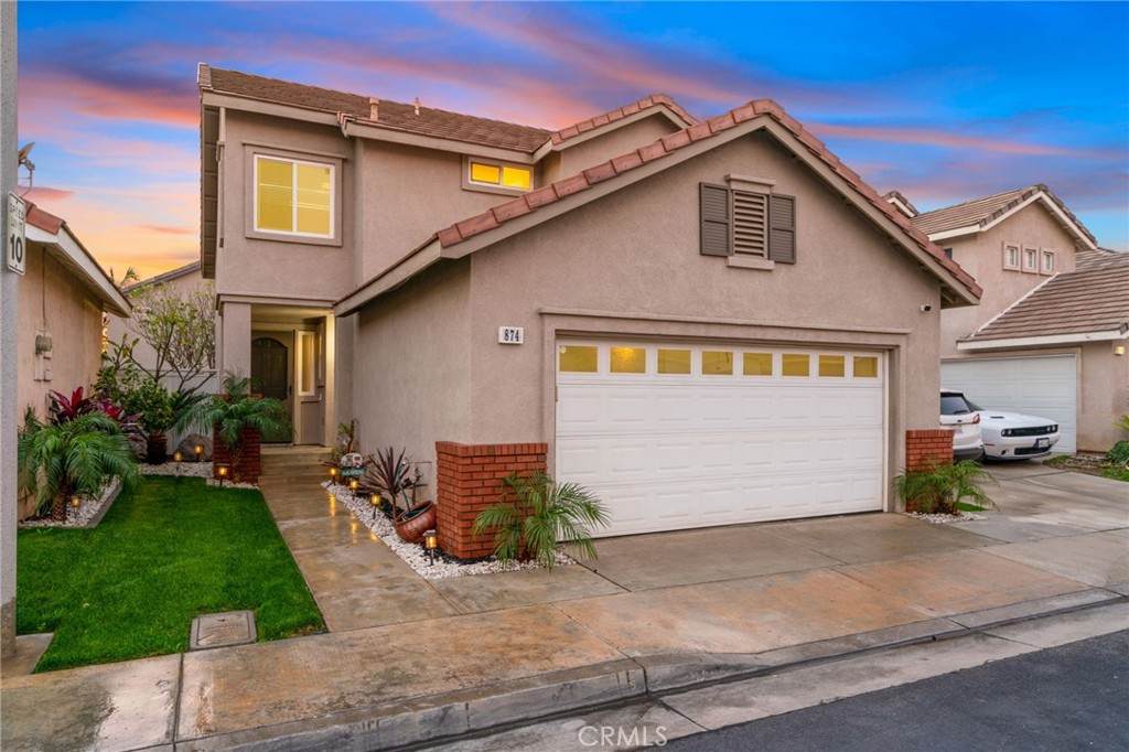 874 Shade Tree Way - Photo 1