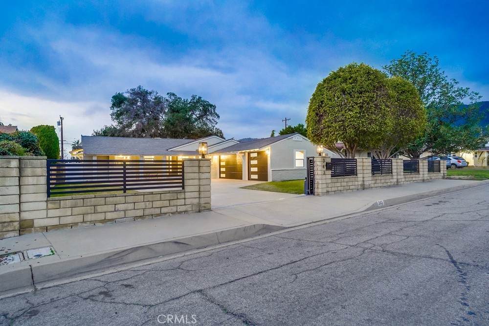 343 Elwood Avenue - Photo 1
