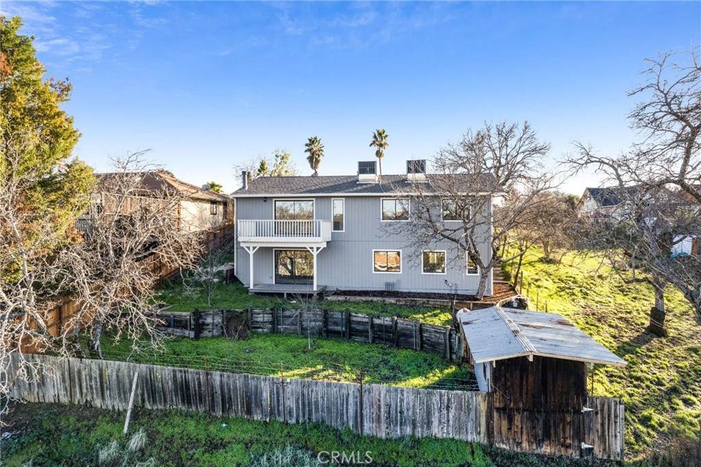 852 Central Park Avenue - Photo 1