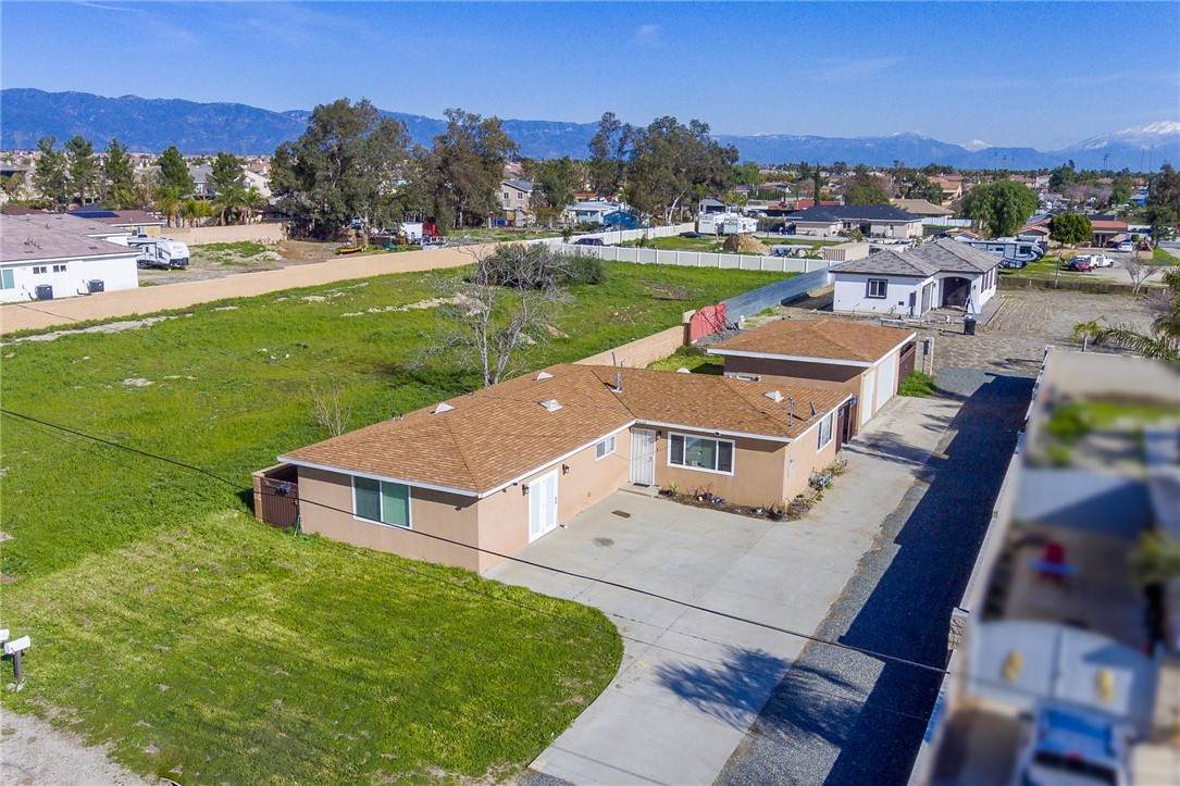 6167 Maloof Avenue - Photo 1