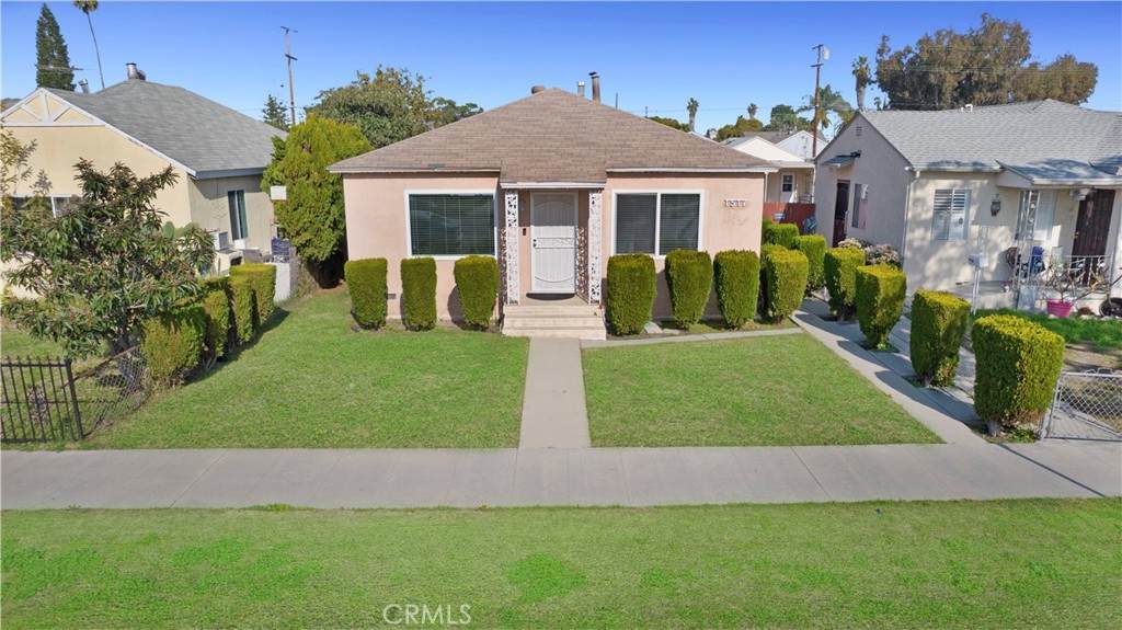 1517 Harding Street - Photo 1
