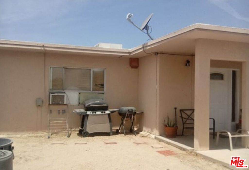 13853 Carson Street - Photo 1