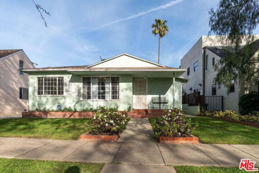 4218 Coolidge Avenue - Photo 1