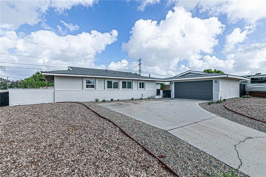 3286 Fair Oaks Drive - Photo 1