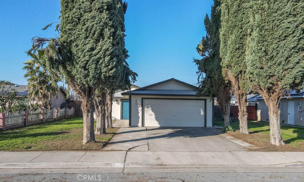 819 Olds Avenue - Photo 1