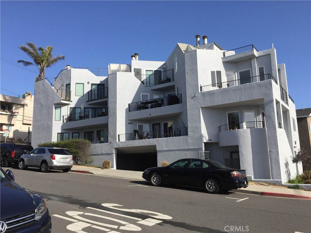 348 Manhattan Avenue - Photo 1