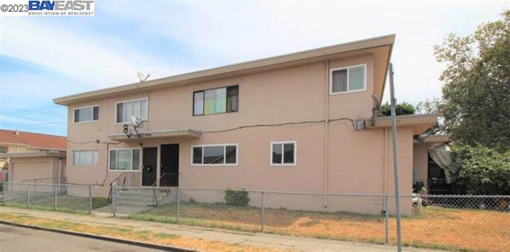 9940 Walnut St. - Photo 1