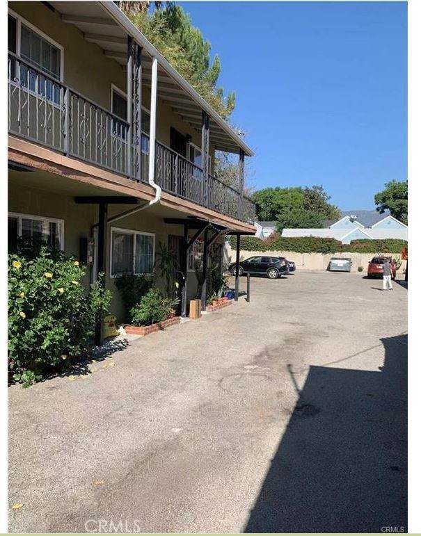 253 Villa Street - Photo 1