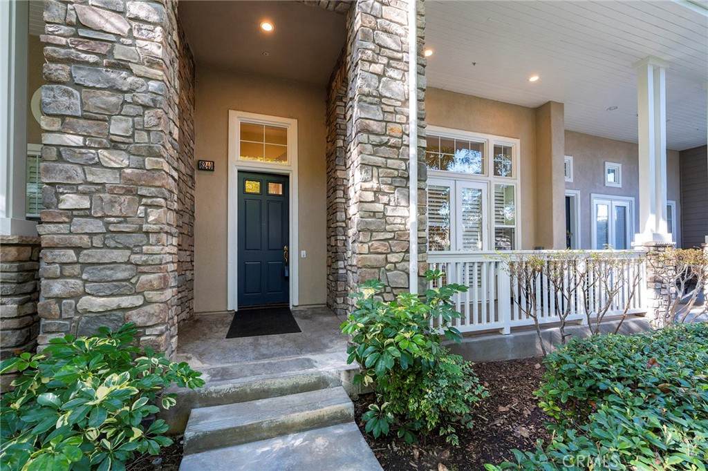 6240 Seabourne Drive - Photo 1