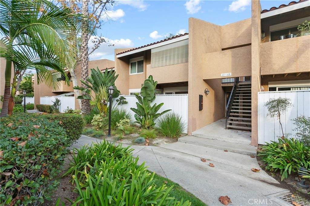 1101 Macarthur Boulevard - Photo 1