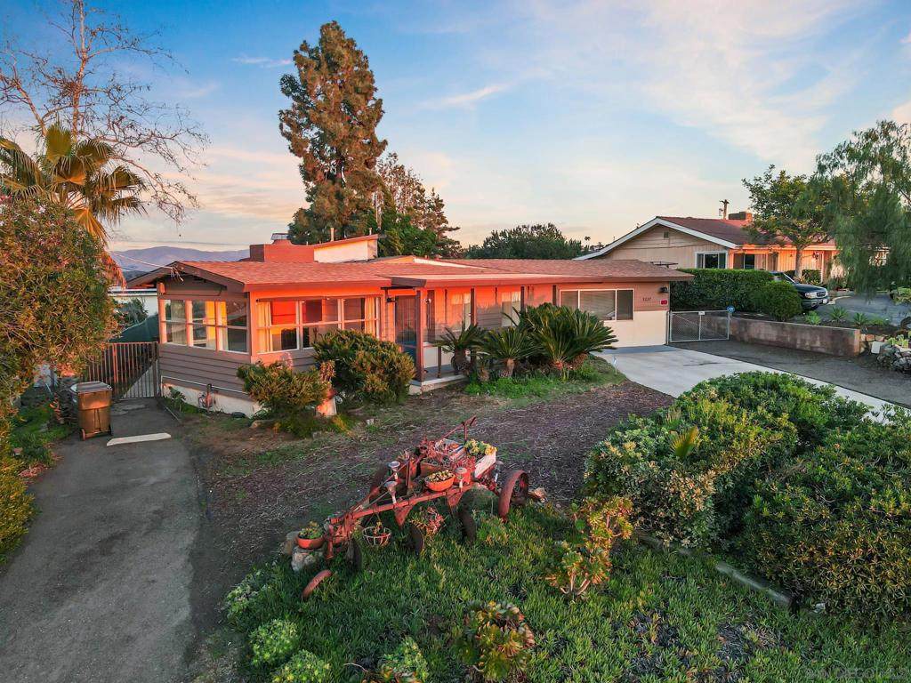 3237 Bonita St - Photo 1