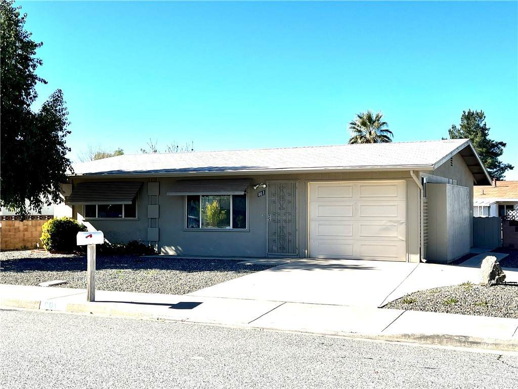 801 Inez Street - Photo 1